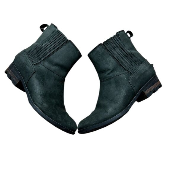 Sorel Black Leather Chelsea Boots - Picture 1 of 6